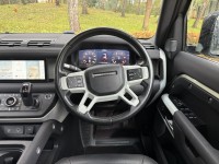 LAND ROVER DEFENDER 110