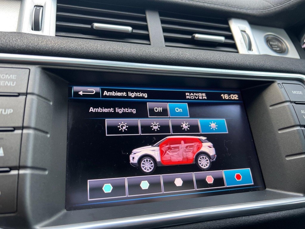 LAND ROVER RANGE ROVER EVOQUE