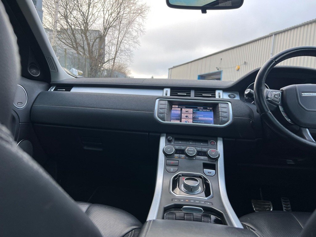 LAND ROVER RANGE ROVER EVOQUE