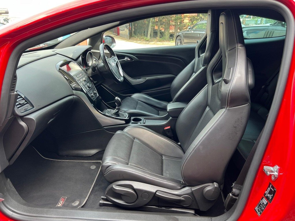 VAUXHALL ASTRA GTC