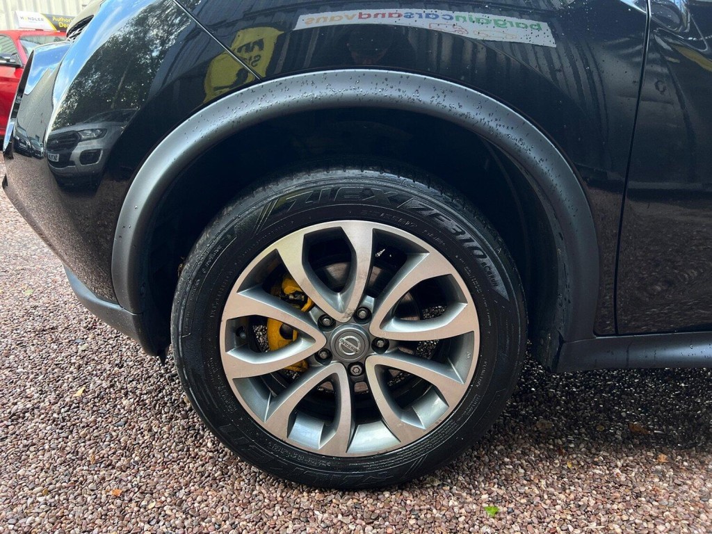 NISSAN JUKE