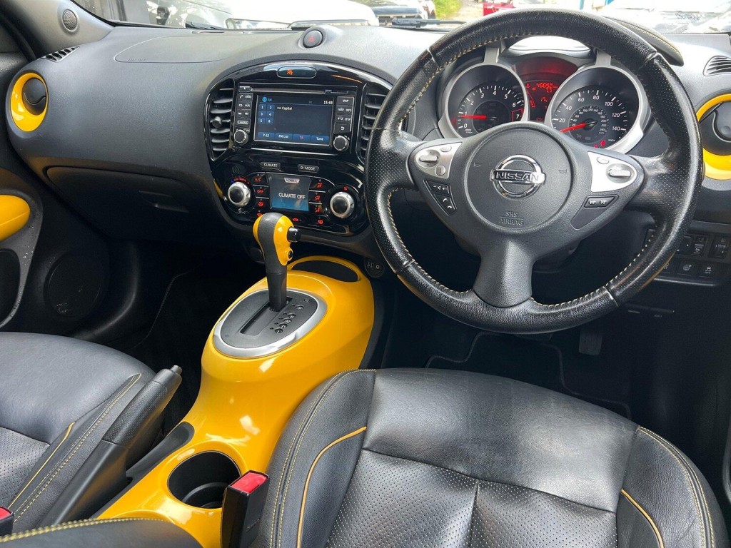NISSAN JUKE
