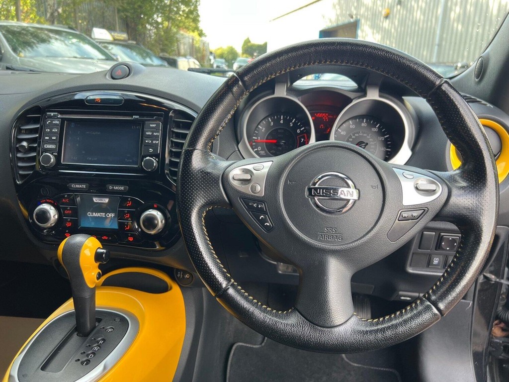 NISSAN JUKE
