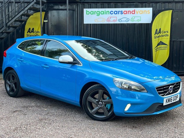 VOLVO V40