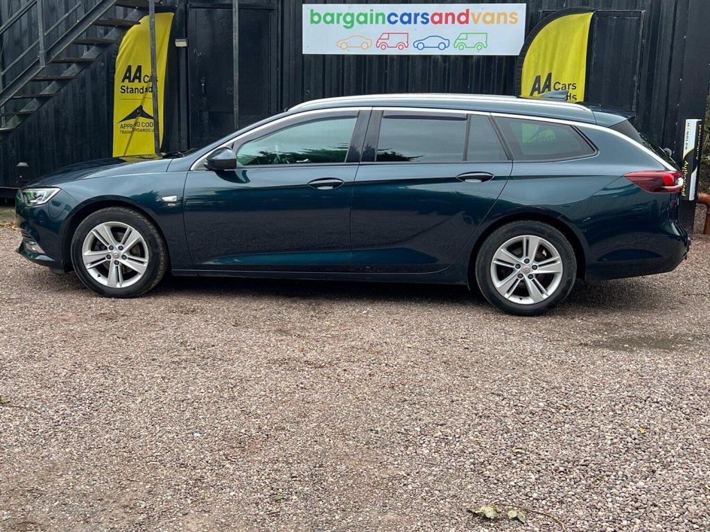 VAUXHALL INSIGNIA