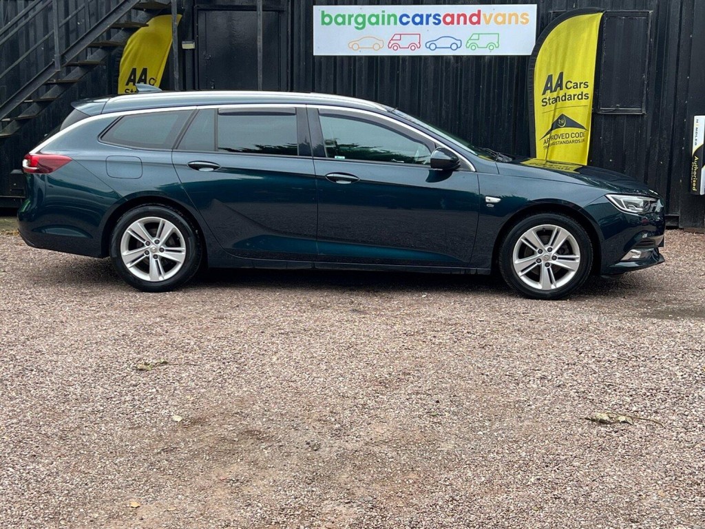 VAUXHALL INSIGNIA