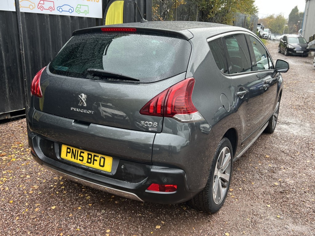 PEUGEOT 3008