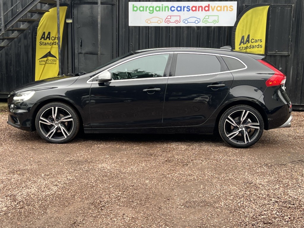 VOLVO V40
