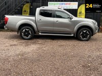NISSAN NAVARA