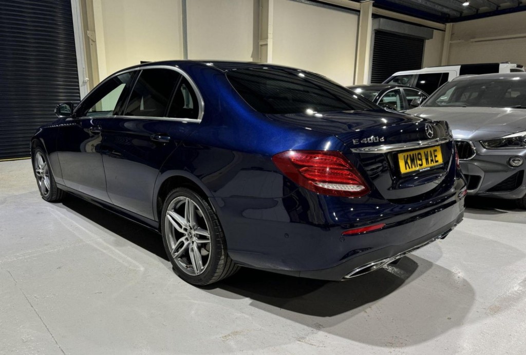 MERCEDES-BENZ E CLASS