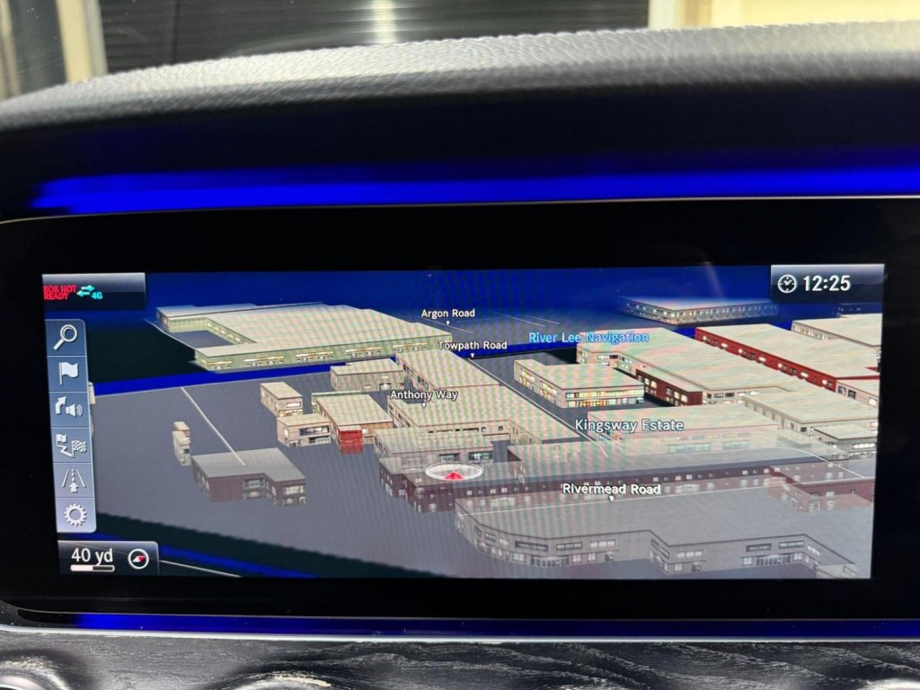 MERCEDES-BENZ E CLASS