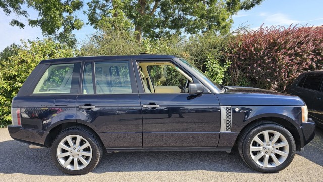 LAND ROVER