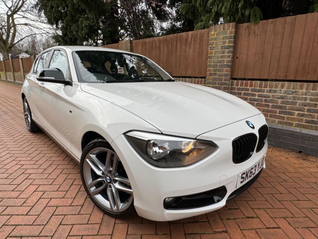 BMW 1 SERIES 2.0 116d Sport 5-door