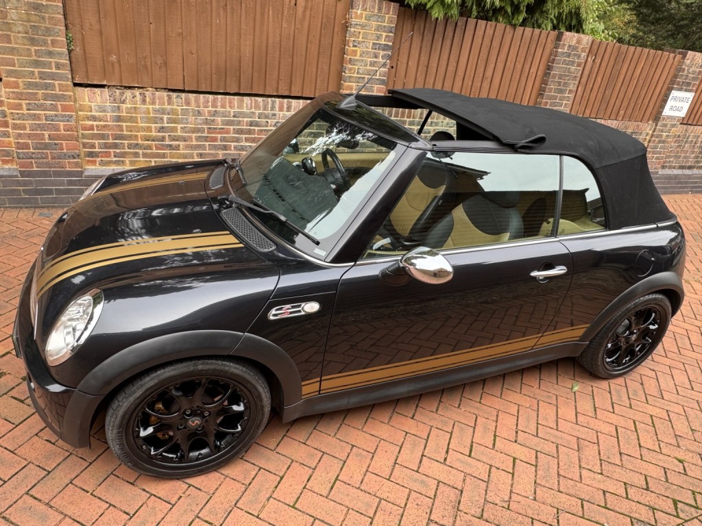 MINI CONVERTIBLE