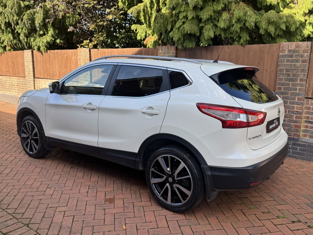 NISSAN QASHQAI