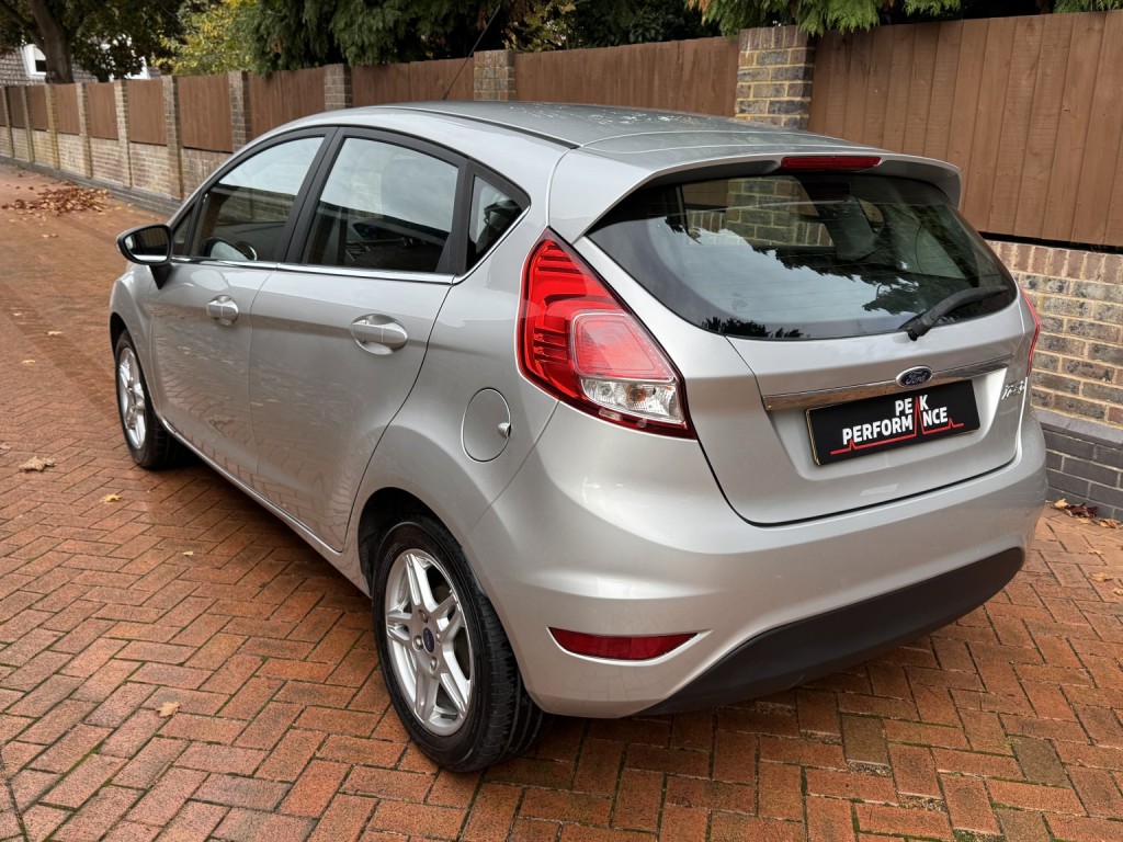FORD FIESTA