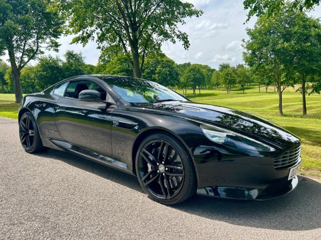 ASTON MARTIN DB9