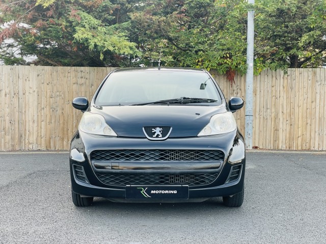 PEUGEOT 107 1.0 12V Urban