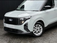 FORD TRANSIT COURIER
