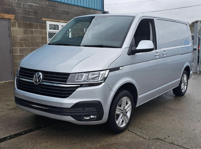VOLKSWAGEN TRANSPORTER
