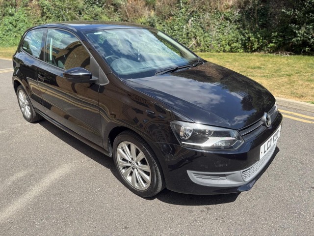 VOLKSWAGEN POLO 1.2 SE