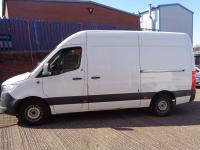 MERCEDES-BENZ SPRINTER