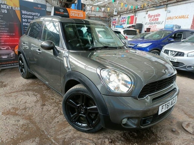 MINI COUNTRYMAN