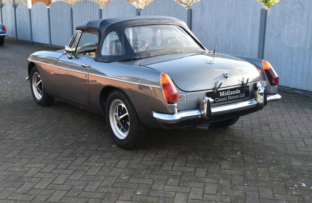 MG MGB GT