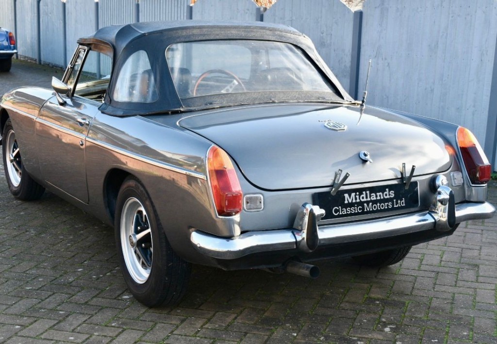 MG MGB GT
