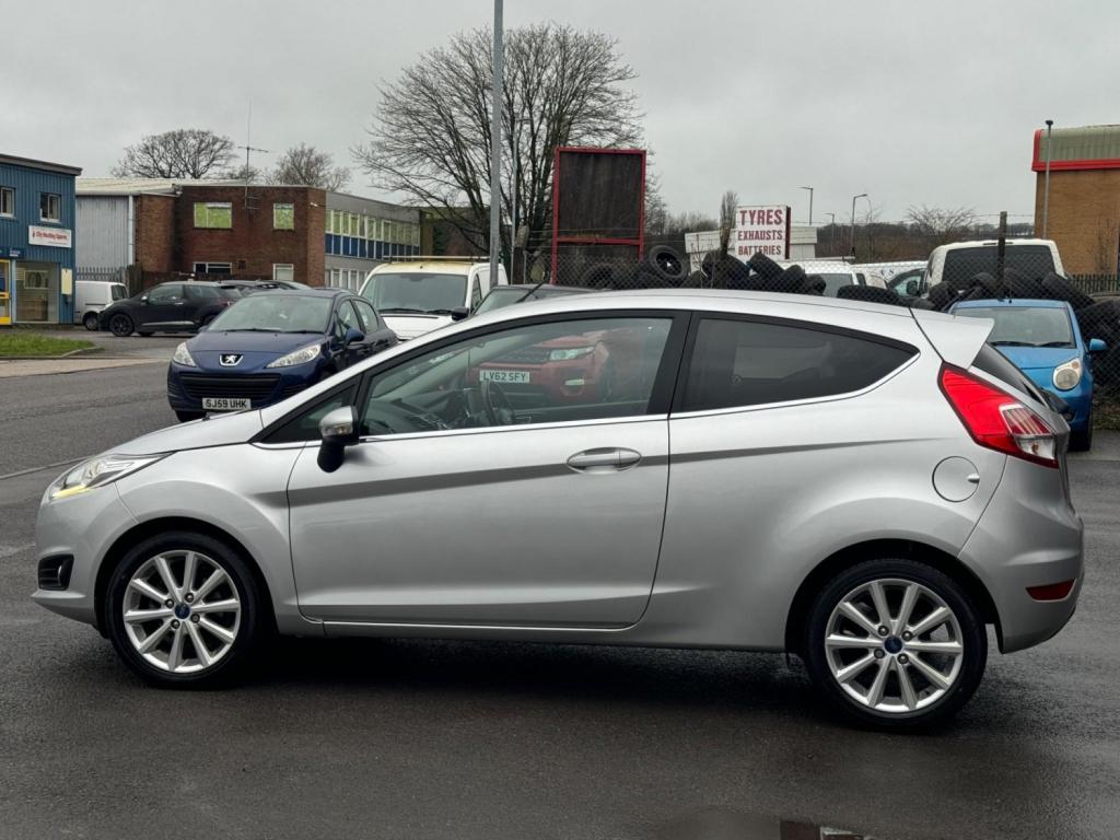 FORD FIESTA