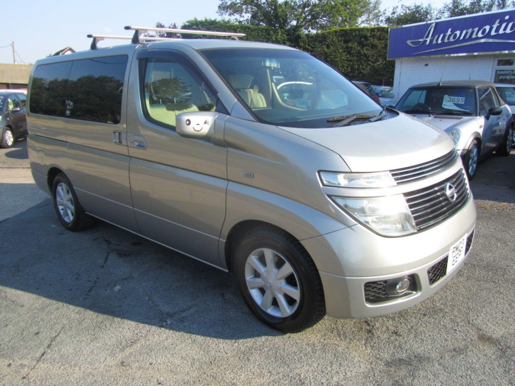 NISSAN ELGRAND