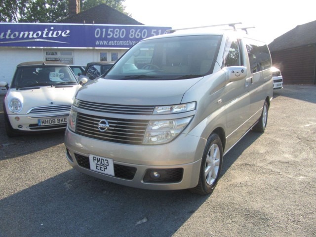 NISSAN ELGRAND