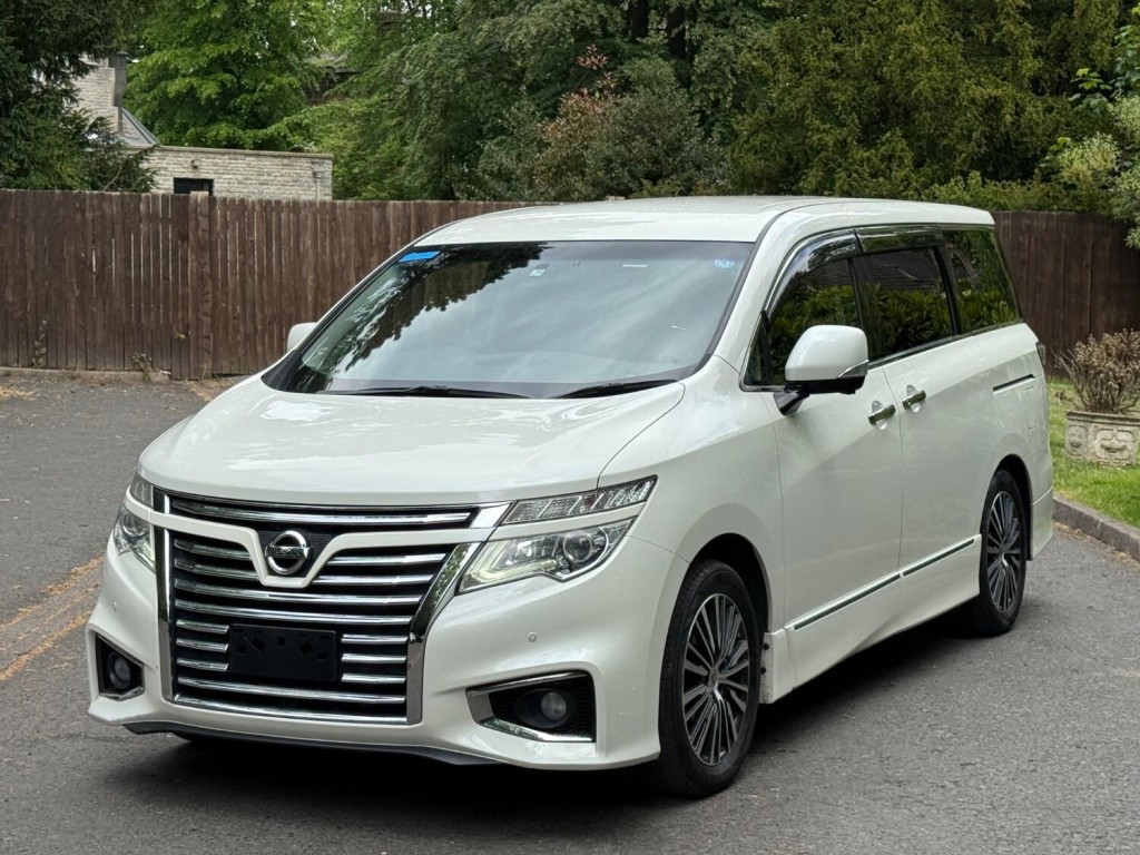 NISSAN ELGRAND
