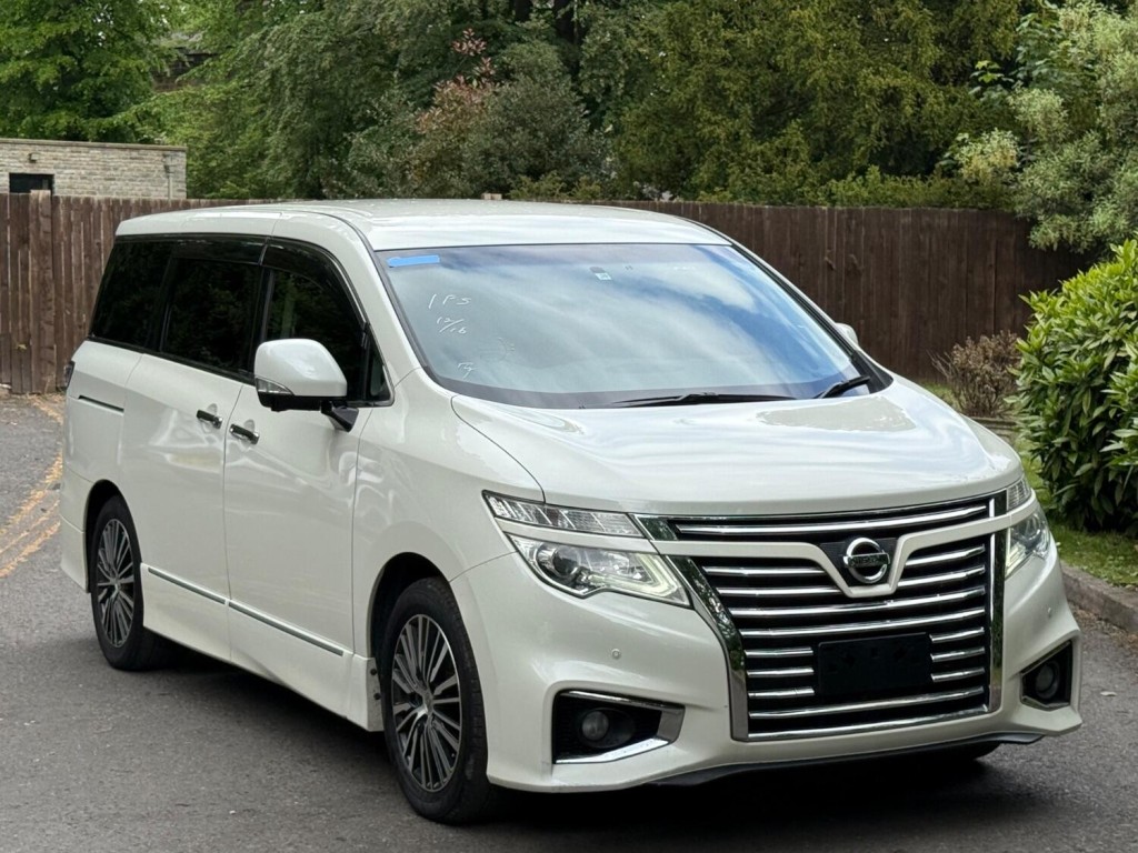 NISSAN ELGRAND