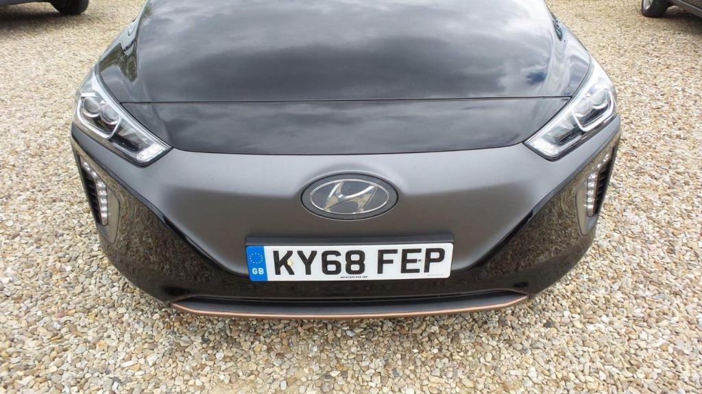 HYUNDAI IONIQ