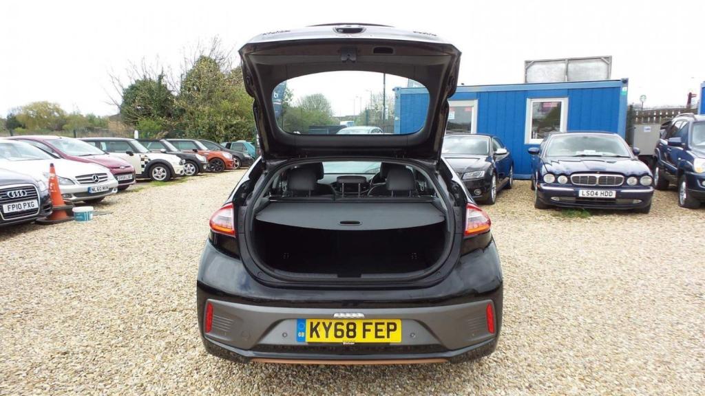 HYUNDAI IONIQ