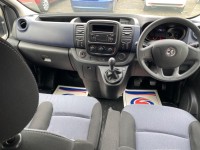 VAUXHALL VIVARO