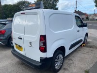 PEUGEOT PARTNER