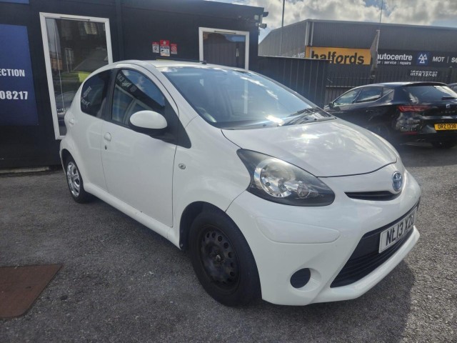 TOYOTA AYGO