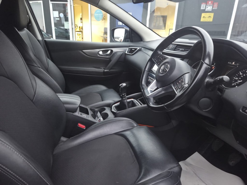 NISSAN QASHQAI