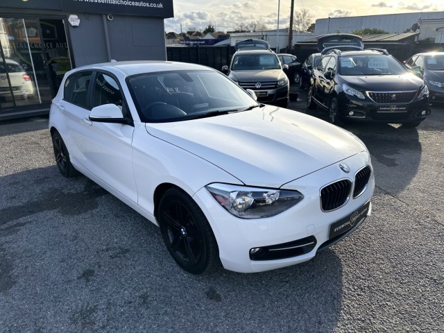 BMW 1 SERIES