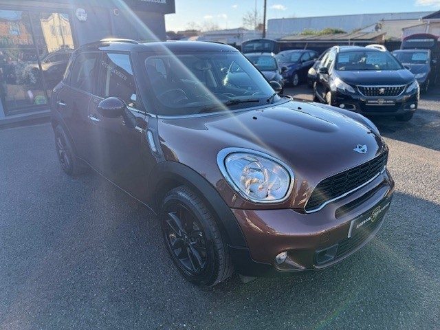 MINI COUNTRYMAN