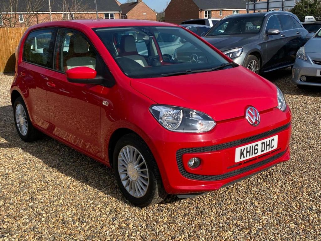 VOLKSWAGEN UP
