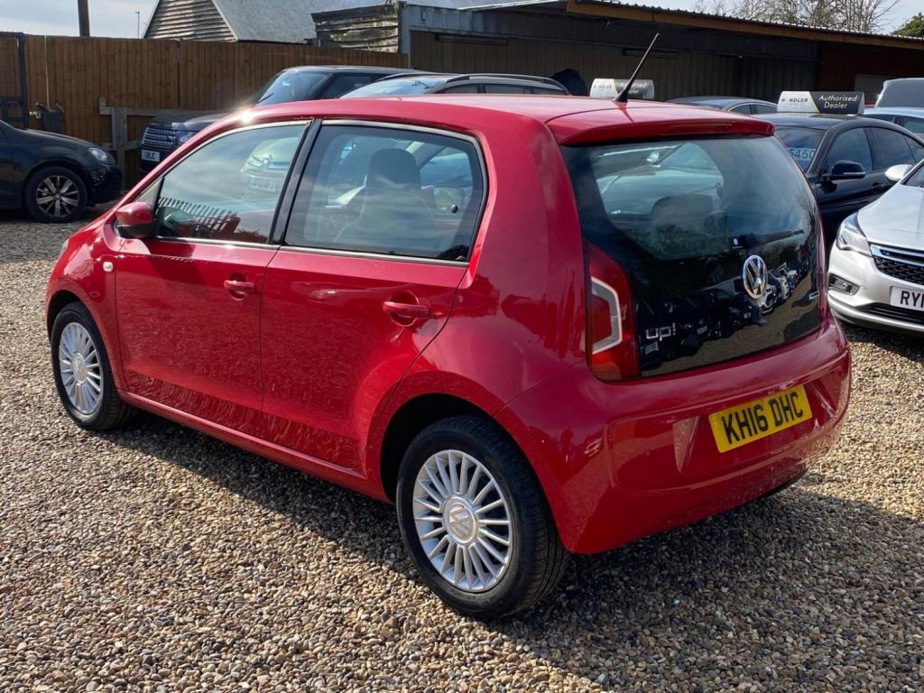 VOLKSWAGEN UP