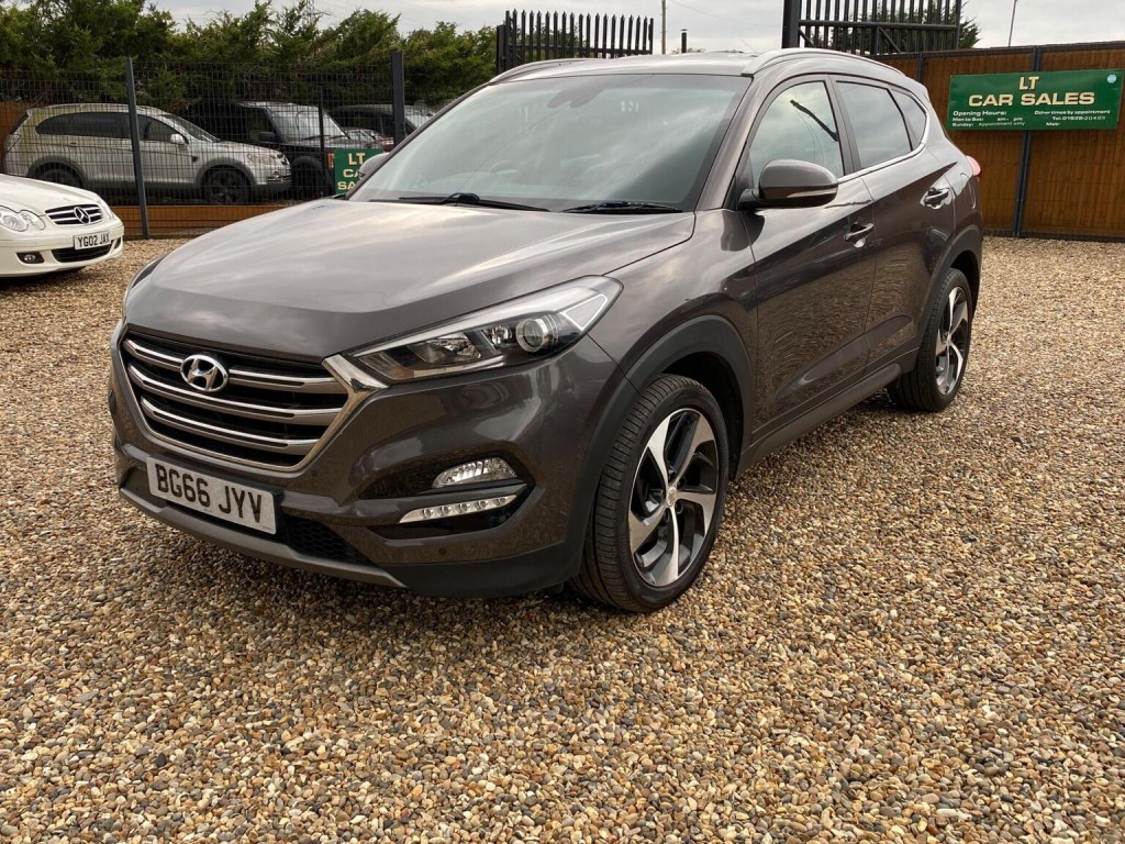 HYUNDAI TUCSON