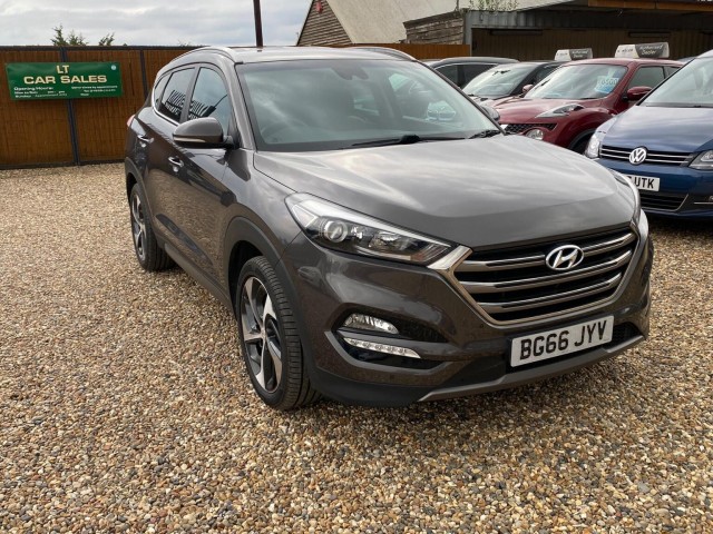 HYUNDAI TUCSON