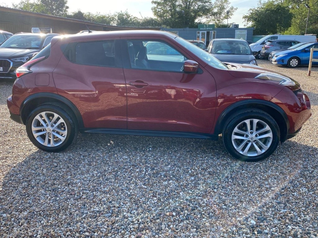 NISSAN JUKE