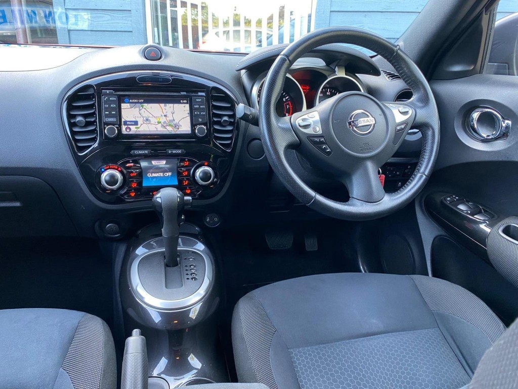 NISSAN JUKE