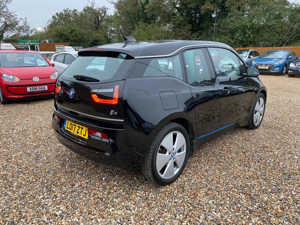 BMW I3
