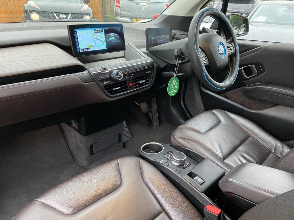 BMW I3